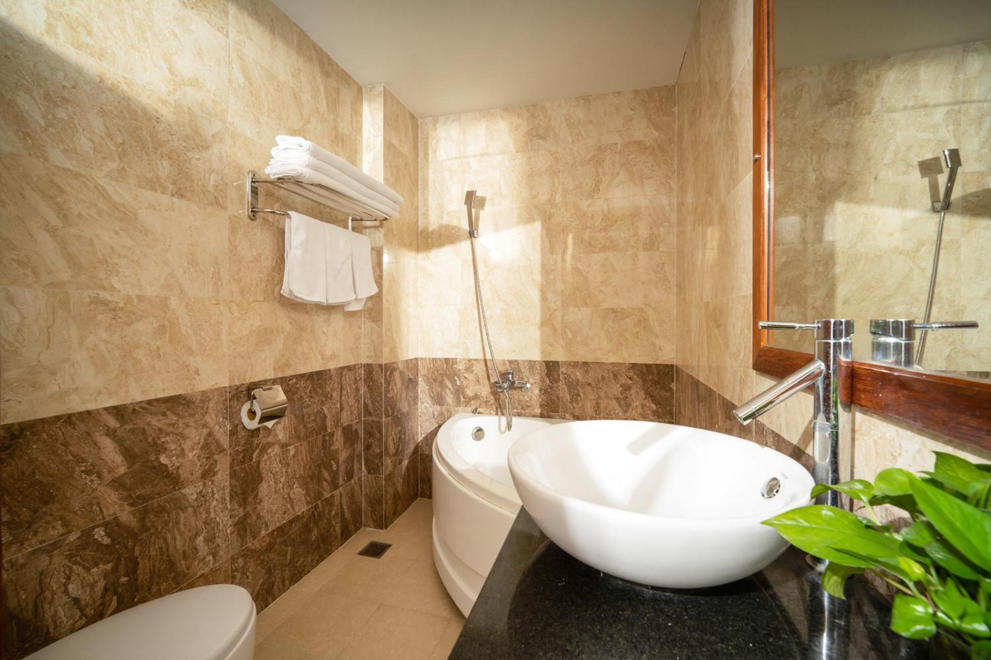 Titan Hotel Ντα Νανγκ Εξωτερικό φωτογραφία